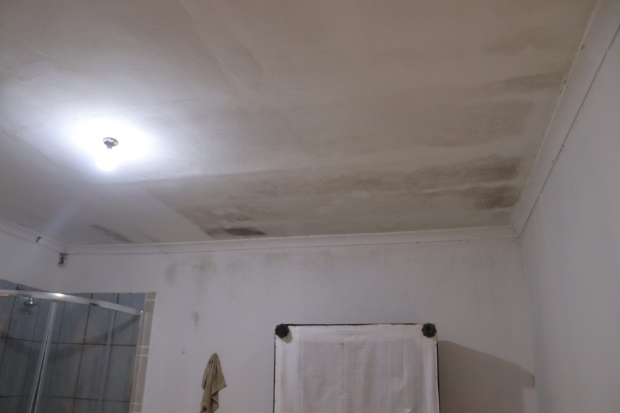 4 Bedroom Property for Sale in Louwville Western Cape